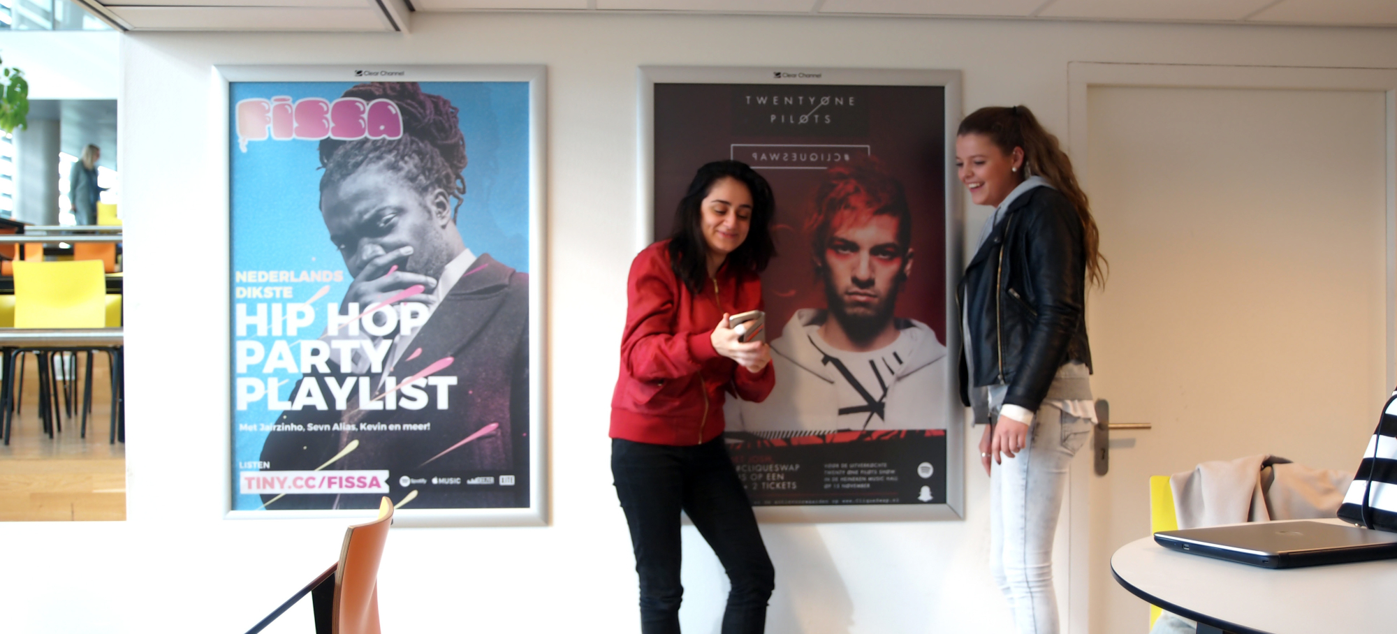 Reclameposter op school